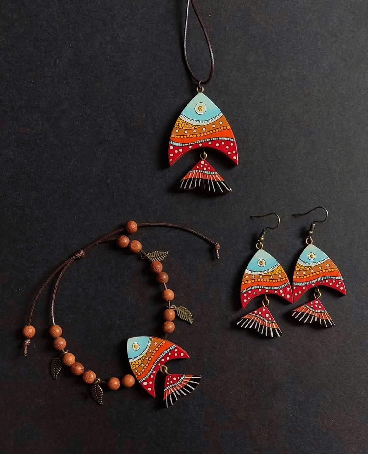 Hand-painted wooden Set